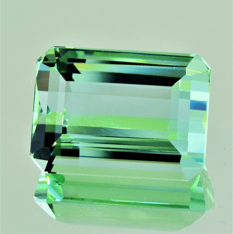 Grüner Beryll octagon 43.01 ct Grüner Beryll octagon 43.01 ct