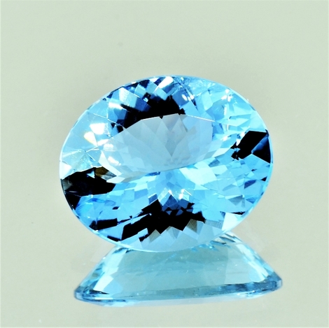 Aquamarin, Oval facettiert (7,19 ct.) aus Brasilien (Espirito Santo) Aquamarin, Oval facettiert (7,19 ct.) aus Brasilien (Espirito Santo)