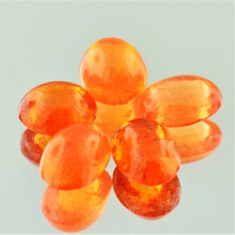 Mandarin-Garnet Lot Cabochon oval 19.84 ct
