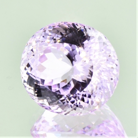 Kunzite oval light pink 40.22 ct Kunzite oval light pink 40.22 ct