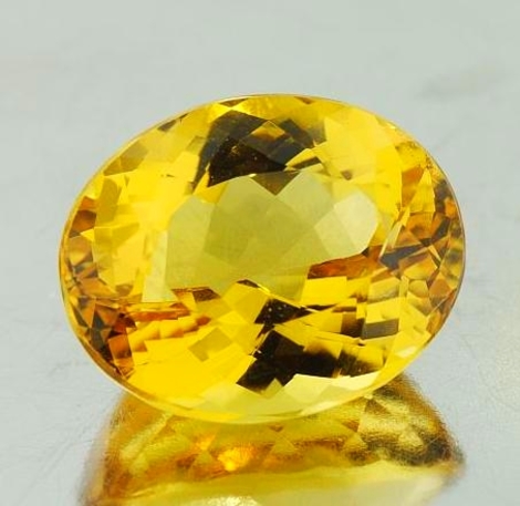 Goldberyll oval goldgelb 9,89 ct Goldberyll oval goldgelb 9,89 ct