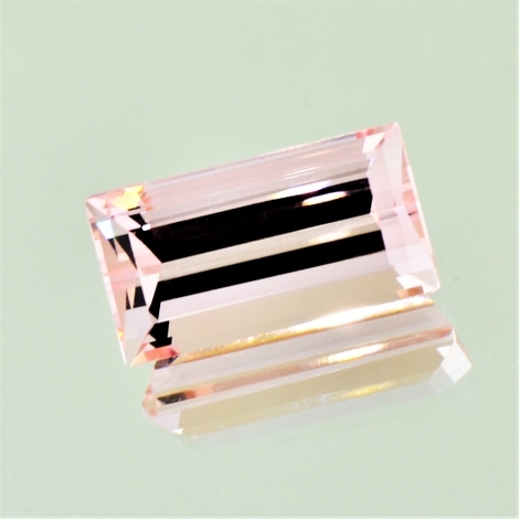 Morganit, Rechteck facettiert (11,21 ct.) aus Brasilien Morganit, Rechteck facettiert (11,21 ct.) aus Brasilien