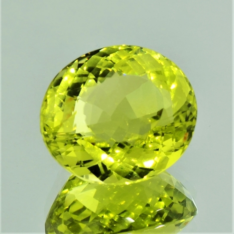 Lemon-Quarz, Oval facettiert (25,12 ct.) aus Brasilien (Goiás, Ouro Verde) Lemon-Quarz, Oval facettiert (25,12 ct.) aus Brasilien (Goiás, Ouro Verde)