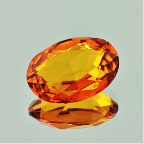 Amber oval 4.93 ct. Amber oval 4.93 ct.
