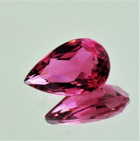 Rubellite Tourmaline pear 3.94 ct Rubellite Tourmaline pear 3.94 ct