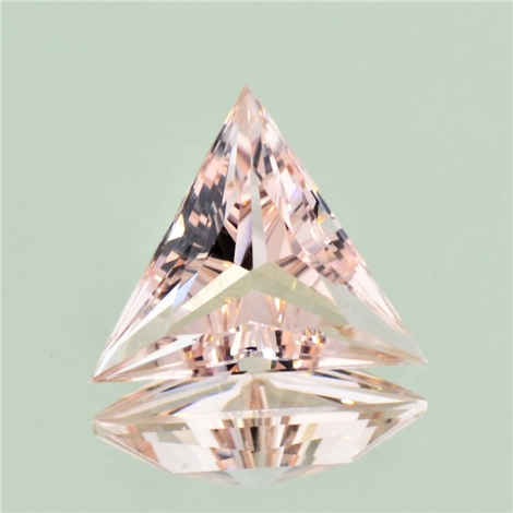 Morganite trillion light pink 10.63 ct Morganite trillion light pink 10.63 ct
