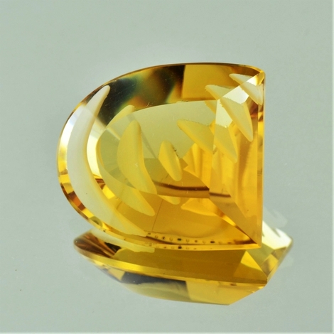Citrine Fantasy golden yellow 25.50 ct Citrine Fantasy golden yellow 25.50 ct
