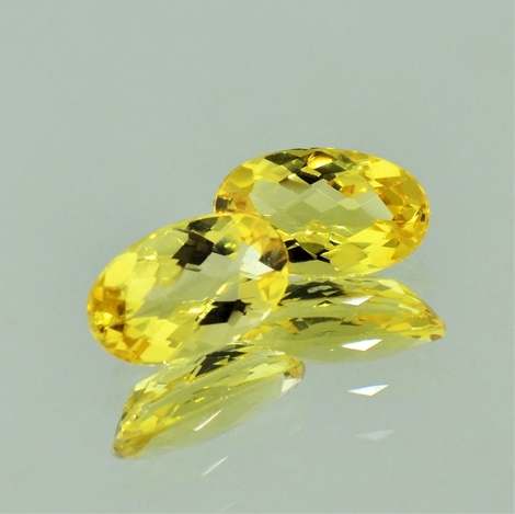 Goldberyll Duo, Oval facettiert (2,8 - 3,0 ct.) aus Brasilien (Minas Gerais) Goldberyll Duo, Oval facettiert (2,8 - 3,0 ct.) aus Brasilien (Minas Gerais)