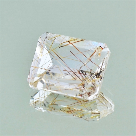 Rutilquarz, Achteck facettiert (8,97 ct.) aus Brasilien Rutilquarz, Achteck facettiert (8,97 ct.) aus Brasilien