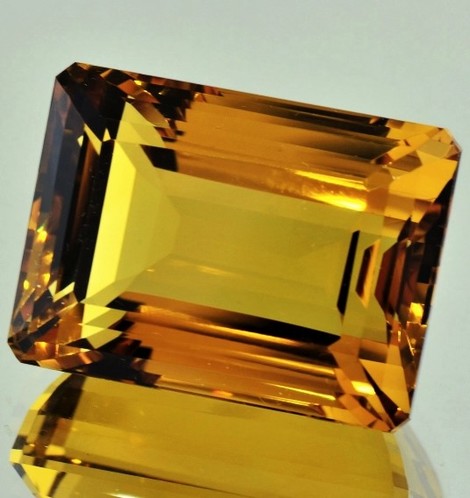 Citrin octagon 71,04 ct Citrin octagon 71,04 ct