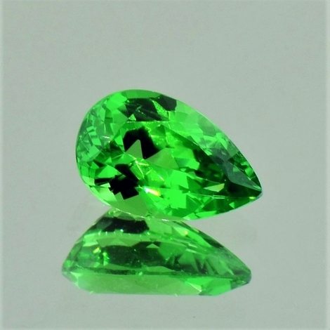 Tsavorit, Tropfen facettiert (1,98 ct.) aus Kenia (Taita Hills) Tsavorit, Tropfen facettiert (1,98 ct.) aus Kenia (Taita Hills)