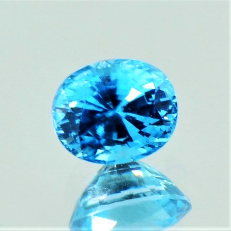 Zirkon, Oval facettiert (2,87 ct.) aus Kambodscha (Ratanakiri) Zirkon, Oval facettiert (2,87 ct.) aus Kambodscha (Ratanakiri)