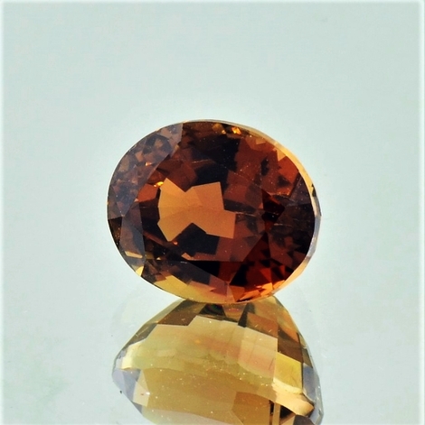 Turmalin, Oval facettiert (4,46 ct.) aus Nigeria Turmalin, Oval facettiert (4,46 ct.) aus Nigeria