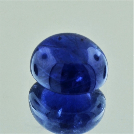 Saphir, Oval Cabochon (11,91 ct.) aus Tansania Saphir, Oval Cabochon (11,91 ct.) aus Tansania