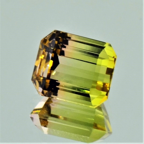Turmalin, Achteck facettiert (6,37 ct.) aus Mosambik Turmalin, Achteck facettiert (6,37 ct.) aus Mosambik