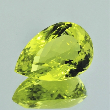 Lemon-Quarz, Tropfen facettiert (36,07 ct.) aus Brasilien (Goiás, Ouro Verde) Lemon-Quarz, Tropfen facettiert (36,07 ct.) aus Brasilien (Goiás, Ouro Verde)