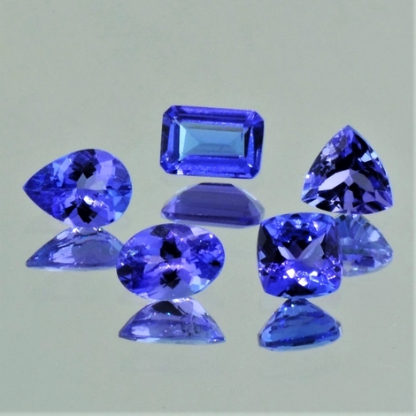 Tansanit Lot, Achteck, Antik, Oval, Trillion & Tropfen facettiert (3,43 ct.) aus Tansania (Merelani Hills) Tansanit Lot, Achteck, Antik, Oval, Trillion & Tropfen facettiert (3,43 ct.) aus Tansania (Merelani Hills)