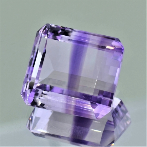Bicolor-Quartz octagon violett-farblos 32.35 ct Bicolor-Quartz octagon violett-farblos 32.35 ct
