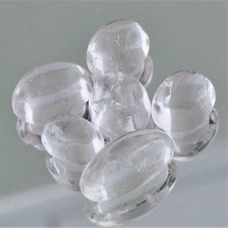 Morganit Lot, Oval Cabochon (17,96 ct.) aus Brasilien Morganit Lot, Oval Cabochon (17,96 ct.) aus Brasilien