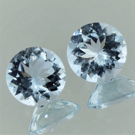 Aquamarin Duo, Rund facettiert (3,08 ct.) aus Brasilien Aquamarin Duo, Rund facettiert (3,08 ct.) aus Brasilien