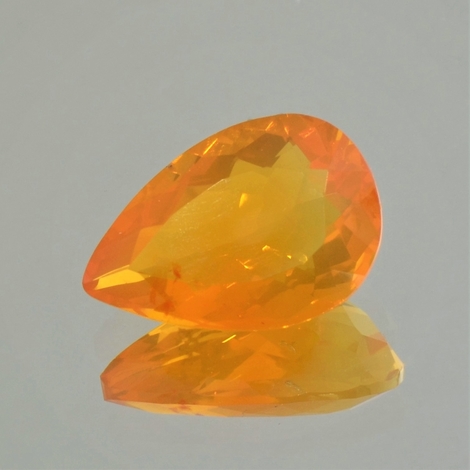 Feueropal, Tropfen facettiert (4,78 ct.) aus Brasilien Feueropal, Tropfen facettiert (4,78 ct.) aus Brasilien