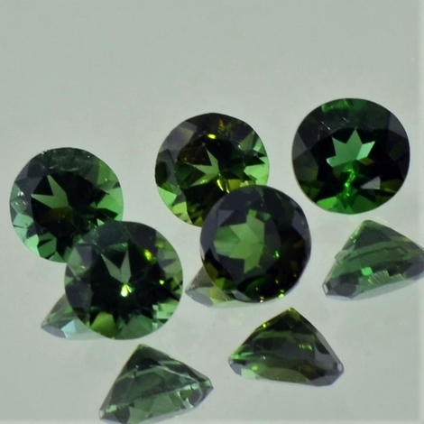 Verdelith Lot, Rund facettiert (1,78 ct.) aus Brasilien Verdelith Lot, Rund facettiert (1,78 ct.) aus Brasilien