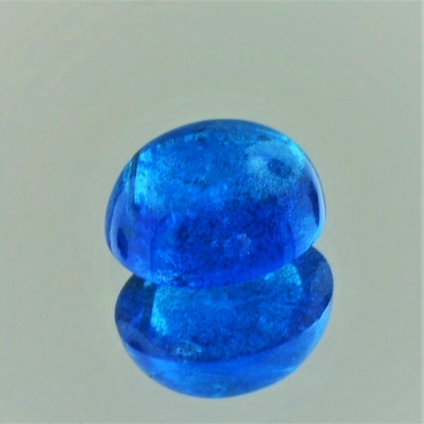 Apatit, Oval Cabochon (3,89 ct.) aus Tansania Apatit, Oval Cabochon (3,89 ct.) aus Tansania