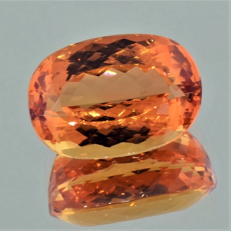 Imperial-Topas oval 11,34 ct Imperial-Topas oval 11,34 ct