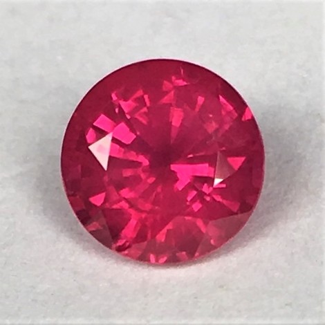Rubin, Rund facettiert (2,04 ct.) aus Burma (Myanmar) Rubin, Rund facettiert (2,04 ct.) aus Burma (Myanmar)