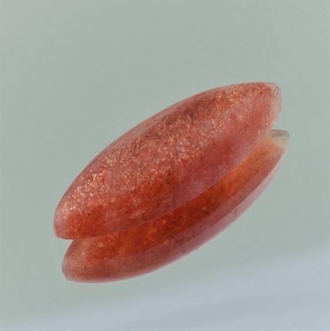 Sonnenstein, Navette Cabochon (10,11 ct.) aus Madagaskar Sonnenstein, Navette Cabochon (10,11 ct.) aus Madagaskar