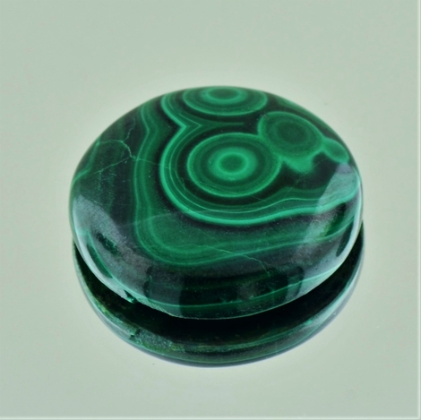 Malachit, Rund Cabochon (39,95 ct.) aus Namibia (Ogonja Mine) Malachit, Rund Cabochon (39,95 ct.) aus Namibia (Ogonja Mine)