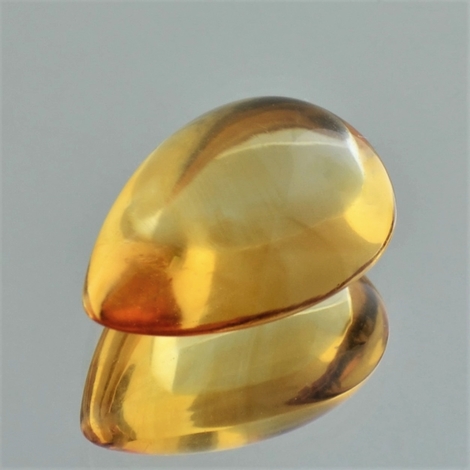 Citrin, Tropfen Cabochon (10,32 ct.) aus Brasilien Citrin, Tropfen Cabochon (10,32 ct.) aus Brasilien
