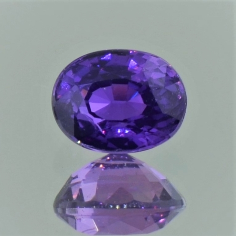 Saphir, Oval facettiert (1,23 ct.) aus Madagaskar (Ilakaka) Saphir, Oval facettiert (1,23 ct.) aus Madagaskar (Ilakaka)
