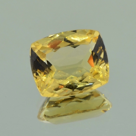 Goldberyll, Antik facettiert (9,64 ct.) aus Brasilien Goldberyll, Antik facettiert (9,64 ct.) aus Brasilien