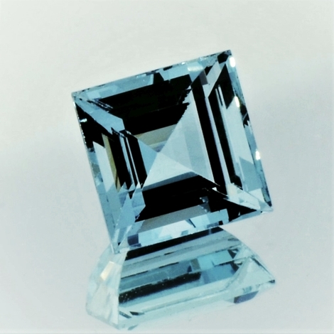Aquamarin, Quadrat facettiert (3,83 ct.) aus Brasilien Aquamarin, Quadrat facettiert (3,83 ct.) aus Brasilien