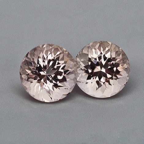 Morganit Duo, Rund facettiert (21,28 ct.) aus Brasilien (Minas Gerais) Morganit Duo, Rund facettiert (21,28 ct.) aus Brasilien (Minas Gerais)