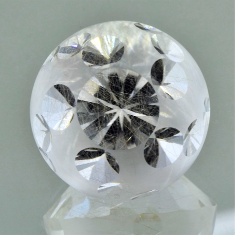 Rutilquarz, Design-Rund facettiert (78,56 ct.) aus Brasilien