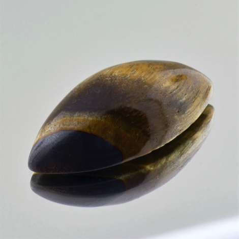 Tigerauge, Navette Cabochon (57,73 ct.) aus Namibia Tigerauge, Navette Cabochon (57,73 ct.) aus Namibia
