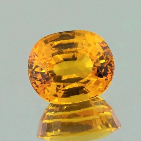 Saphir, Oval facettiert (6,40 ct.) aus Sri Lanka (Ratnapura)