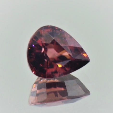 Zircon pear bräunlich-rosa 5.28 ct