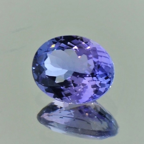 Tansanit oval bläulich-lila ungebrannt 2,87 ct Tansanit oval bläulich-lila ungebrannt 2,87 ct