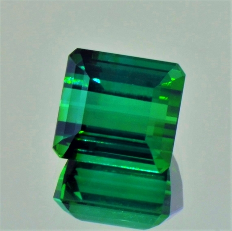 Verdelith Turmalin octagon grün 14,17 ct