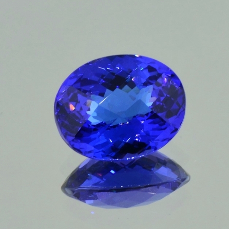 Tansanit Oval-Schachbrett blau 8,94 ct Tansanit Oval-Schachbrett blau 8,94 ct