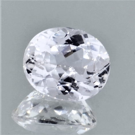 Spodumene oval colorless 5.82 ct Spodumene oval colorless 5.82 ct