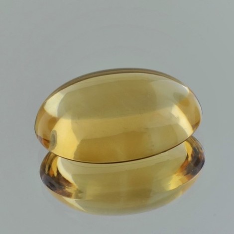 Citrin, Oval Cabochon (21,36 ct.) aus Brasilien Citrin, Oval Cabochon (21,36 ct.) aus Brasilien