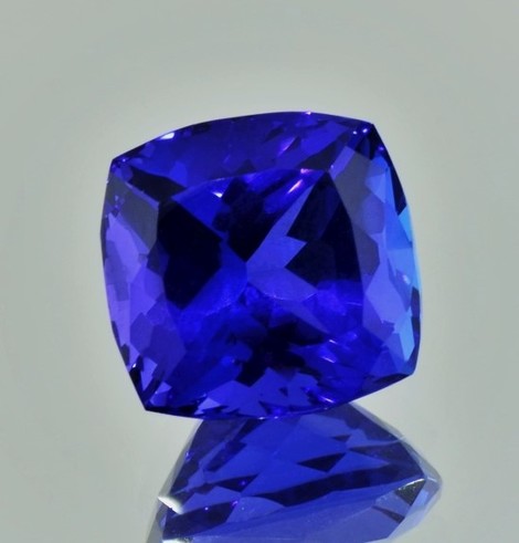 Tansanit, Antik facettiert (12,05 ct.) aus Tansania (Merelani Hills)