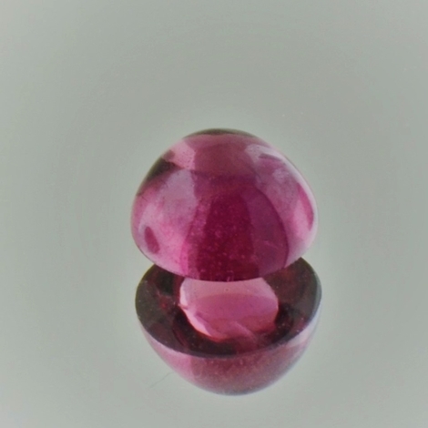 Turmalin Rubellit Cabochon rund purpurrot 1,65 ct Turmalin Rubellit Cabochon rund purpurrot 1,65 ct