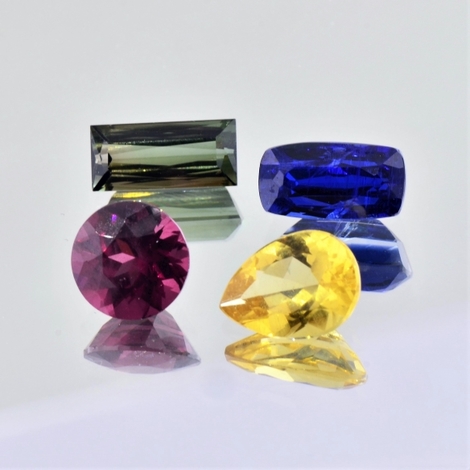 Farbsteine Mixed Lot multicolor 12,18 ct Farbsteine Mixed Lot multicolor 12,18 ct