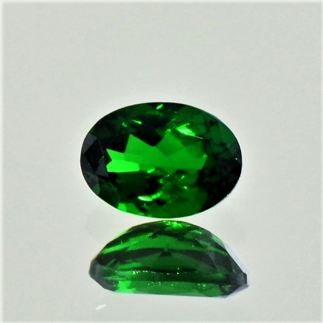 Tsavorit Granat oval dunkelgrün 1,01 ct Tsavorit Granat oval dunkelgrün 1,01 ct