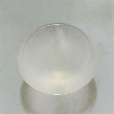 Bergkristall, rundlicher Cabochon (23,99 ct.) aus Brasilien